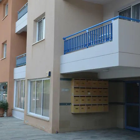 Iris Village Paphos Exterior photo